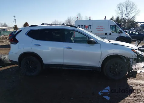 2018 Nissan Rogue Sv z USA, uszkodzony, nr VIN 5N1AT2MV1JC820564